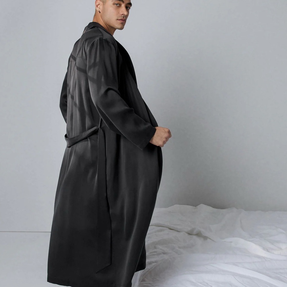 Lunya washable silk men’s silk robe